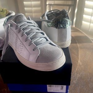P448 sneakers women’s size 6